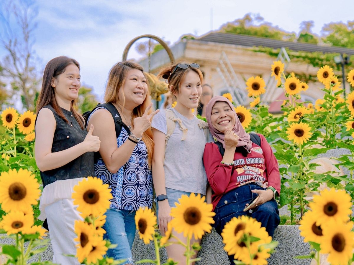 Điểm nhấn nổi bật trong các gói tour Đà Nẵng mùa pháo hoa kết hợp đi Bà Nà Hills. 