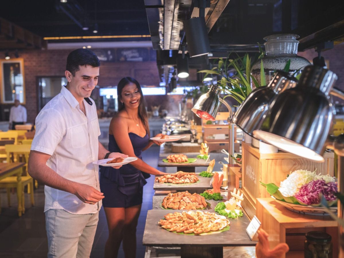 Nhà hàng Arapang giúp du khách thưởng thức những món ăn ngon trong không gian hiện đại và thoải mái.