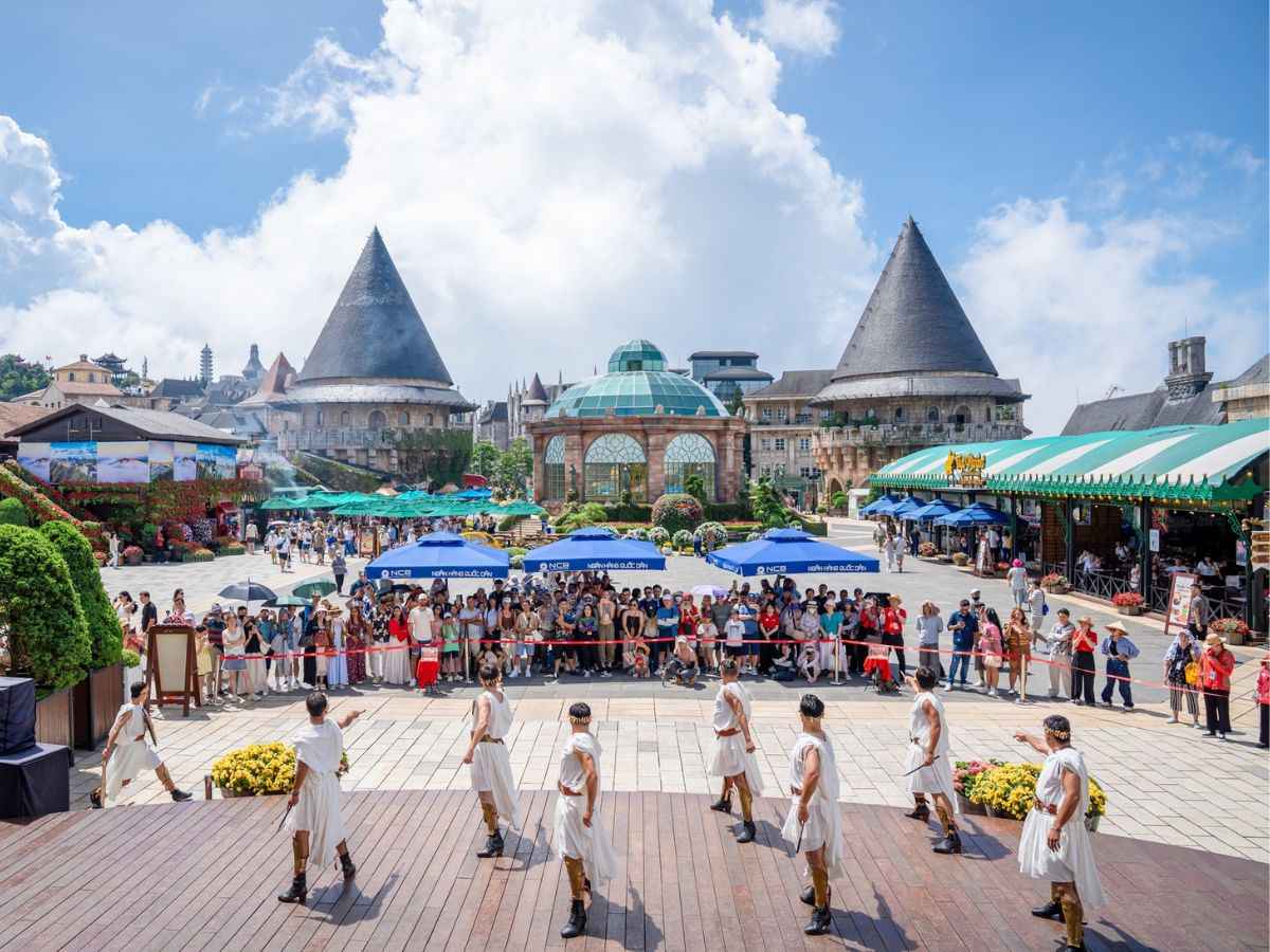 Lịch trình Đà Nẵng Hội An Huế cho du khách trải nghiệm thỏa thích những hoạt động giải trí, ăn uống và tham quan hấp dẫn