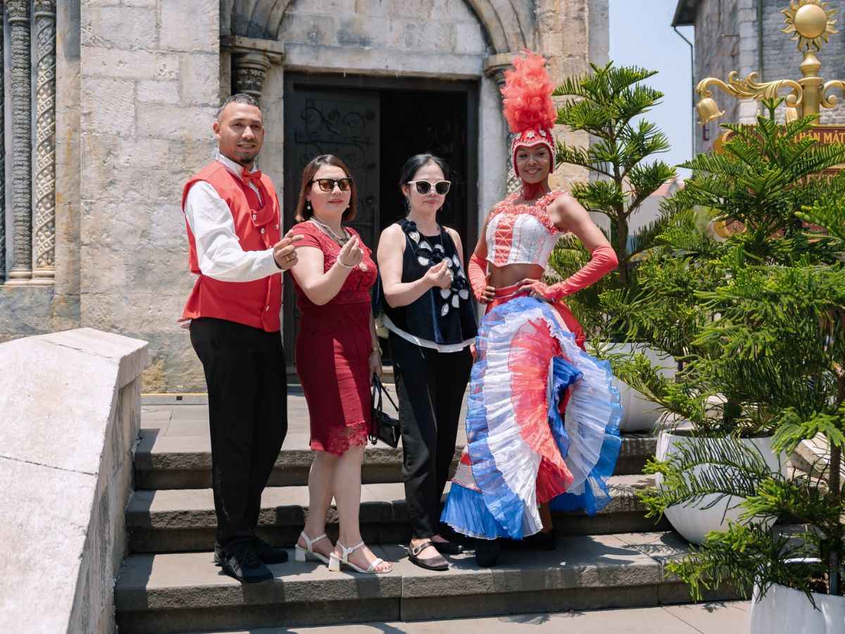 Du khách tha hồ check in cảnh đẹp, tham gia lễ hội cũng như tham quan linh hoạt trong chuyến hành trình Đà Nẵng Quảng Trị 4 ngày. 