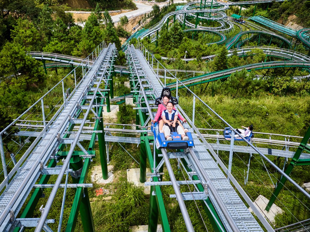 Du khách đừng quên trải nghiệm các trò chơi thú vị tại Sun World Ba Na Hills.