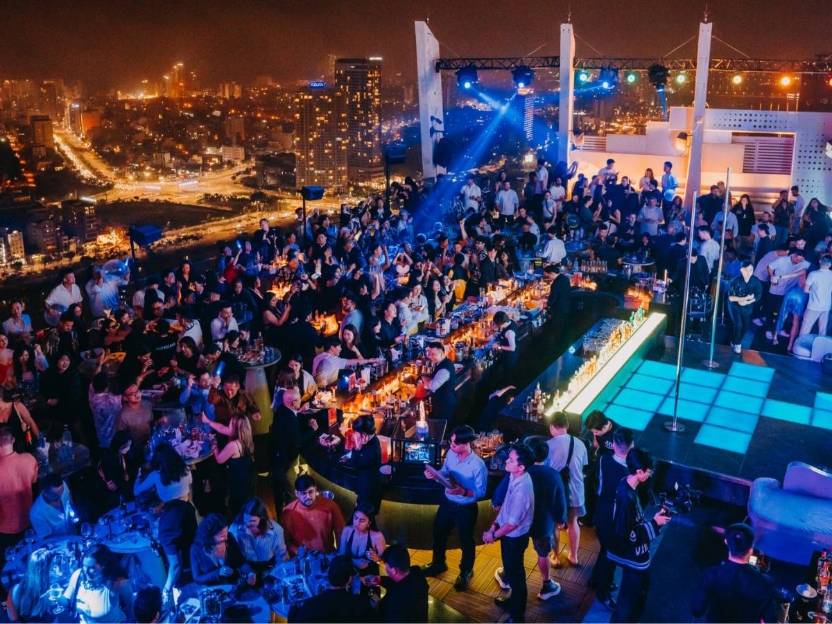 Sky36 đã tạo dựng được tên tuổi như một rooftop bar biểu tượng của Đà Nẵng.&nbsp;
