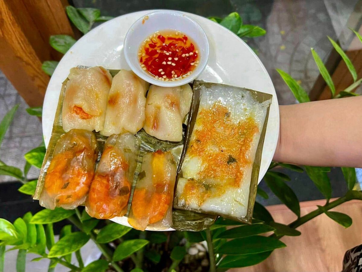 Thực khách có thể kết hợp ăn nhiều loại bánh bèo, nậm, lọc, ram ít cùng nhau để có thêm trải nghiệm ẩm thực ngon miệng.