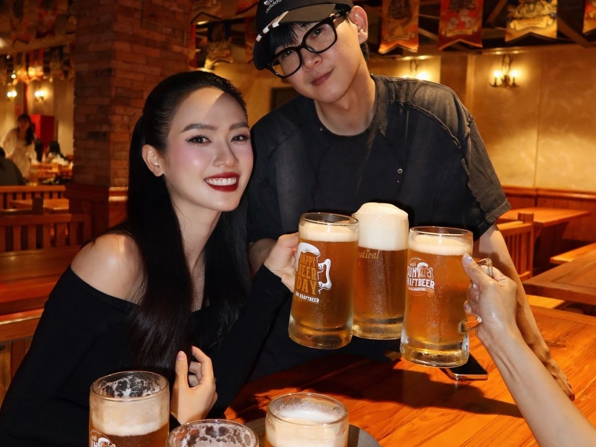Nơi đây đặc biệt phù hợp với những người yêu thích bia, muốn khám phá quy trình làm bia trọn vẹn, nhóm bạn trẻ thích "check-in" cùng kiến trúc châu Âu.&nbsp;
