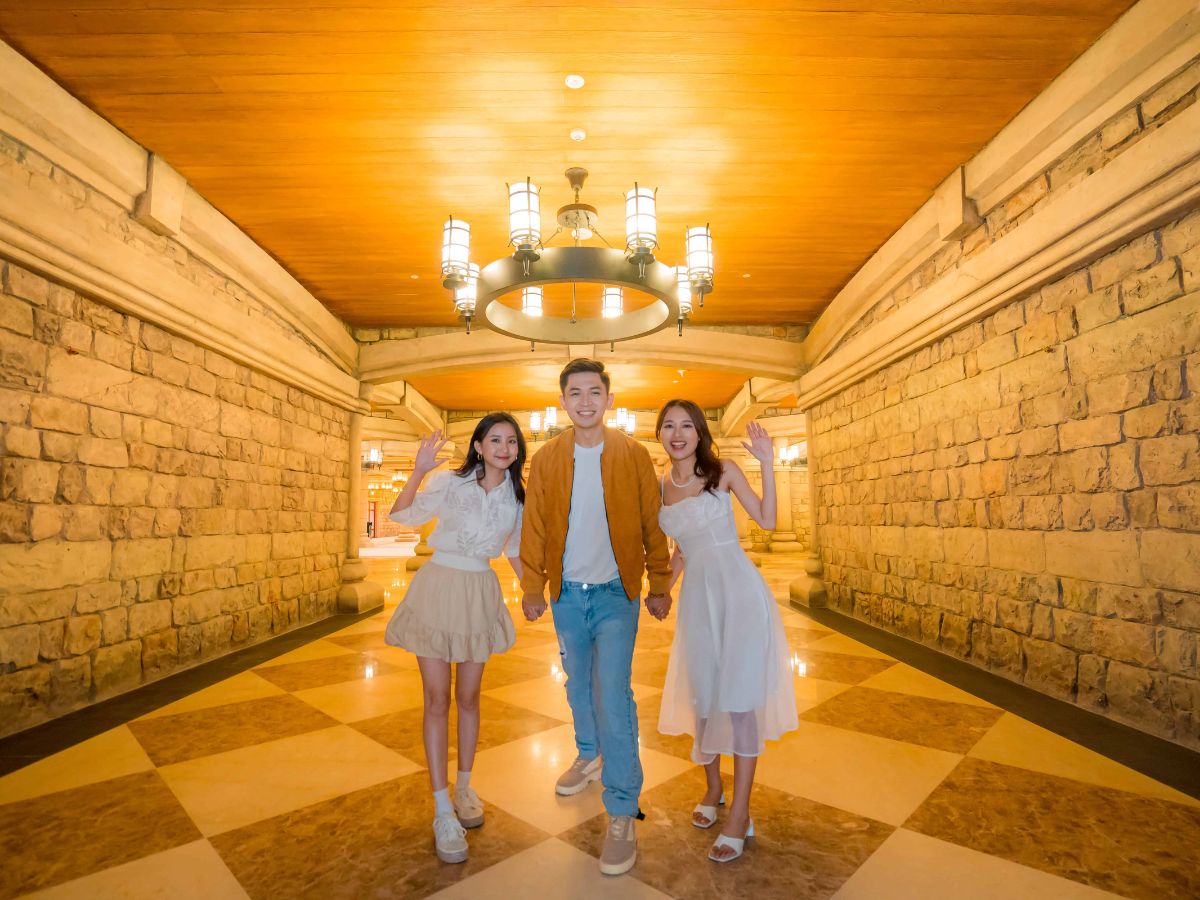 Lâu đài Mặt Trăng là điểm check-in được nhiều du khách yêu thích nhờ không gian cổ tích và những góc chụp ấn tượng.
