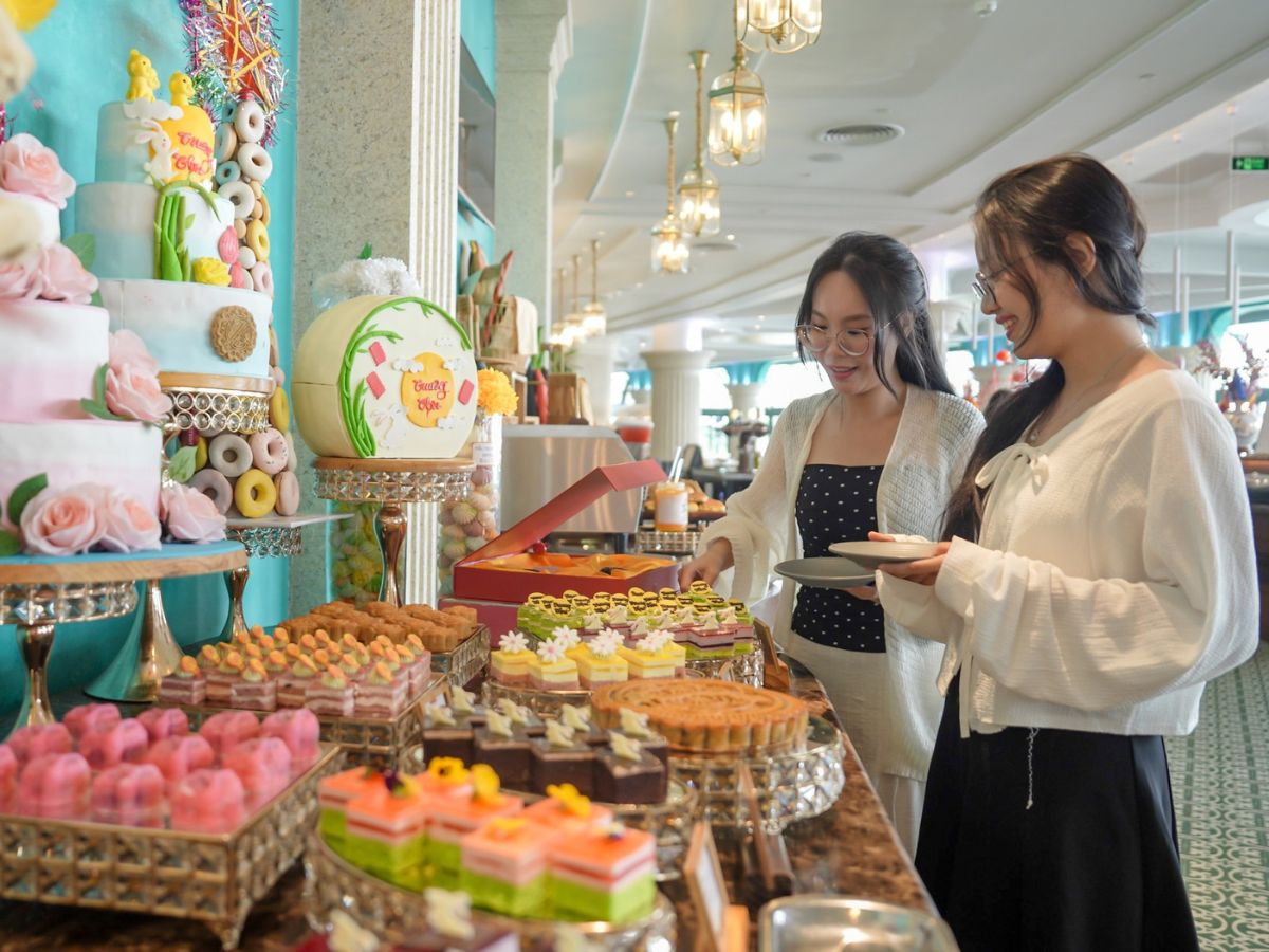 Mua vé theo gói combo là lựa chọn phổ biến nhất tại Bà Nà Hills nhờ sự tiện lợi và tối ưu chi phí. (Nguồn: Sưu tầm)