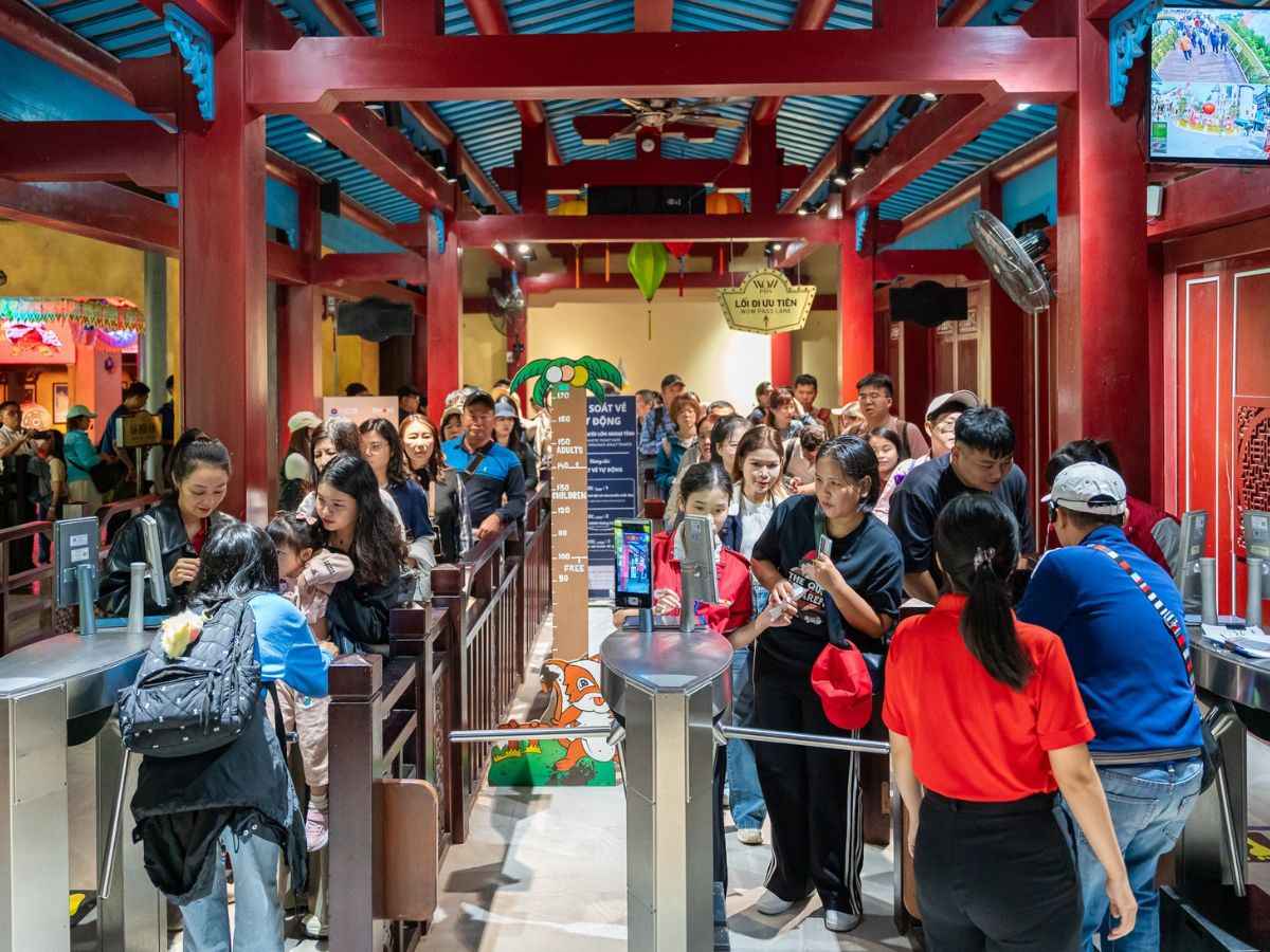 Quy trình check-in bằng vé online tại Bà Nà Hills cực kỳ nhanh chóng giúp du khách tối ưu hóa thời gian tham quan. (Nguồn: Sưu tầm)