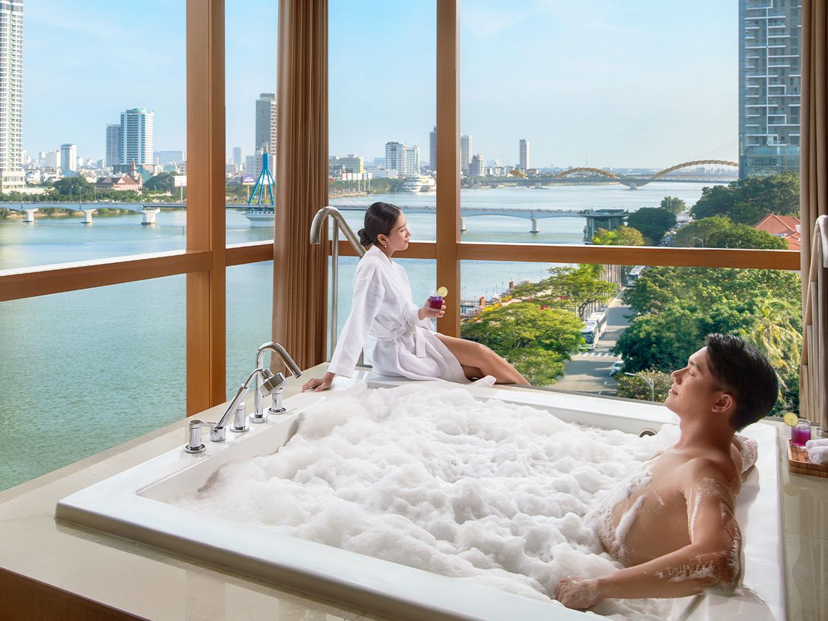 Lựa chọn các khách sạn nghỉ dưỡng phù hợp giúp các cặp đôi có được không gian riêng tư và lãng mạn cho kỳ nghỉ ở Đà Nẵng.