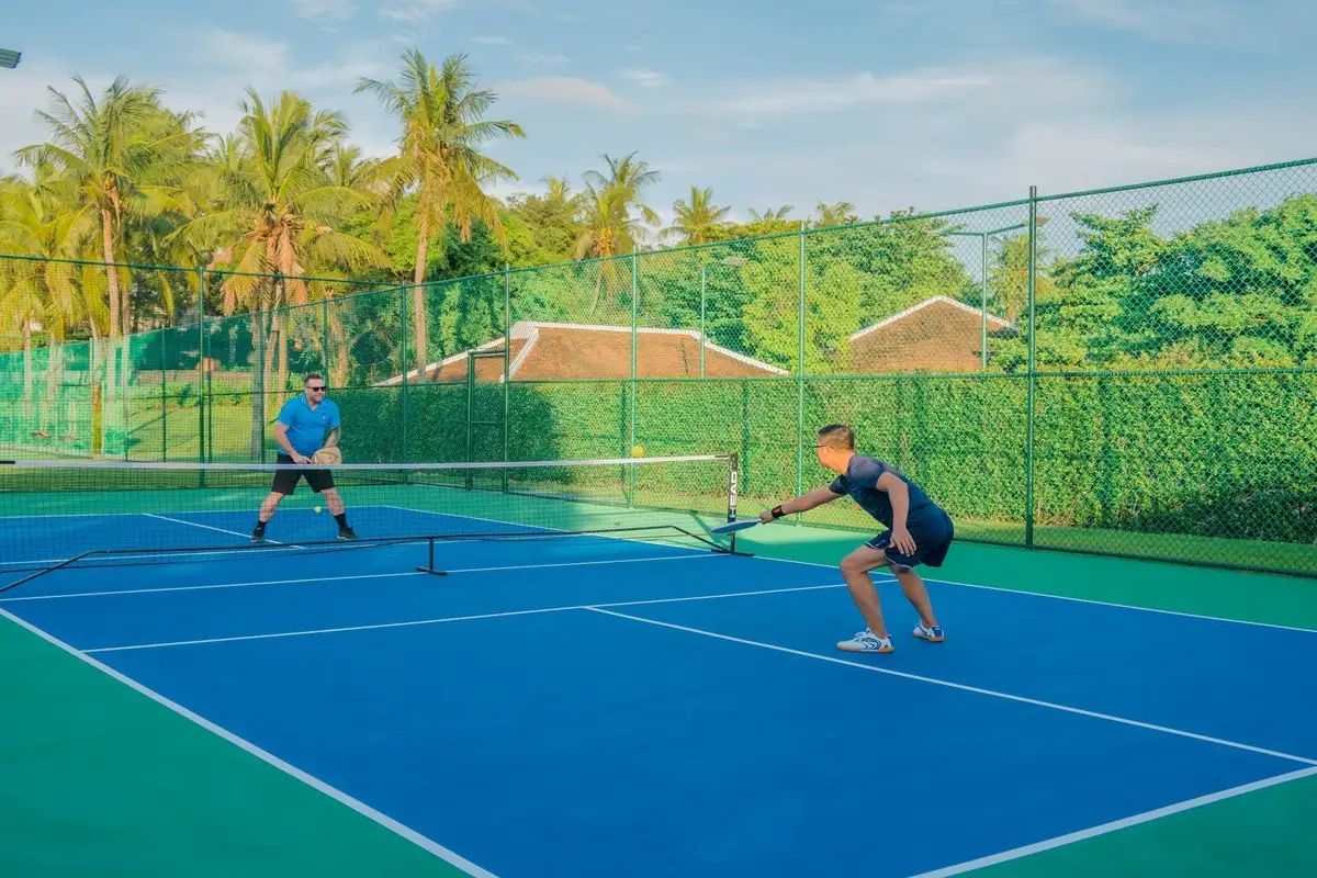 Sân tennis ngoài trời còn được quy hoạch như một không gian trải nghiệm riêng tư.