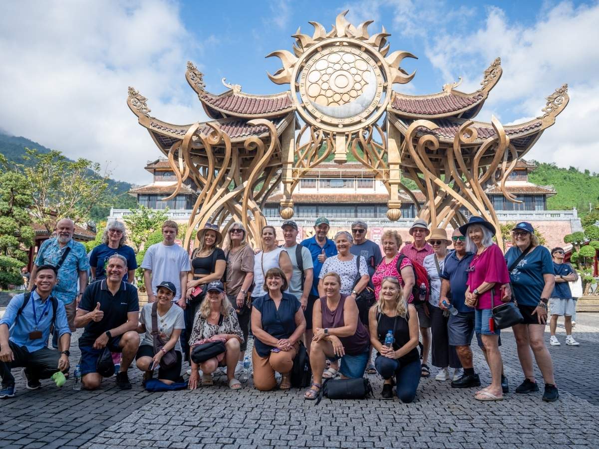 Hoặc tiếp tục hành trình đến Sun World Ba Na Hills ở Đà Nẵng để khám phá thêm những trải nghiệm mới.&nbsp;