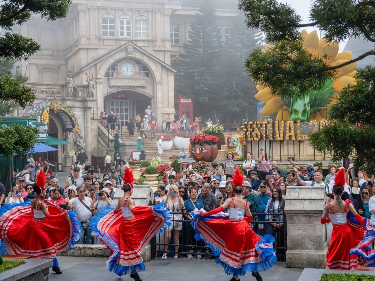 Nhờ vị trí di chuyển thuận lợi, bạn hoàn toàn có thể kết hợp Sun World Ba Na Hills với các điểm tham quan nổi bật.