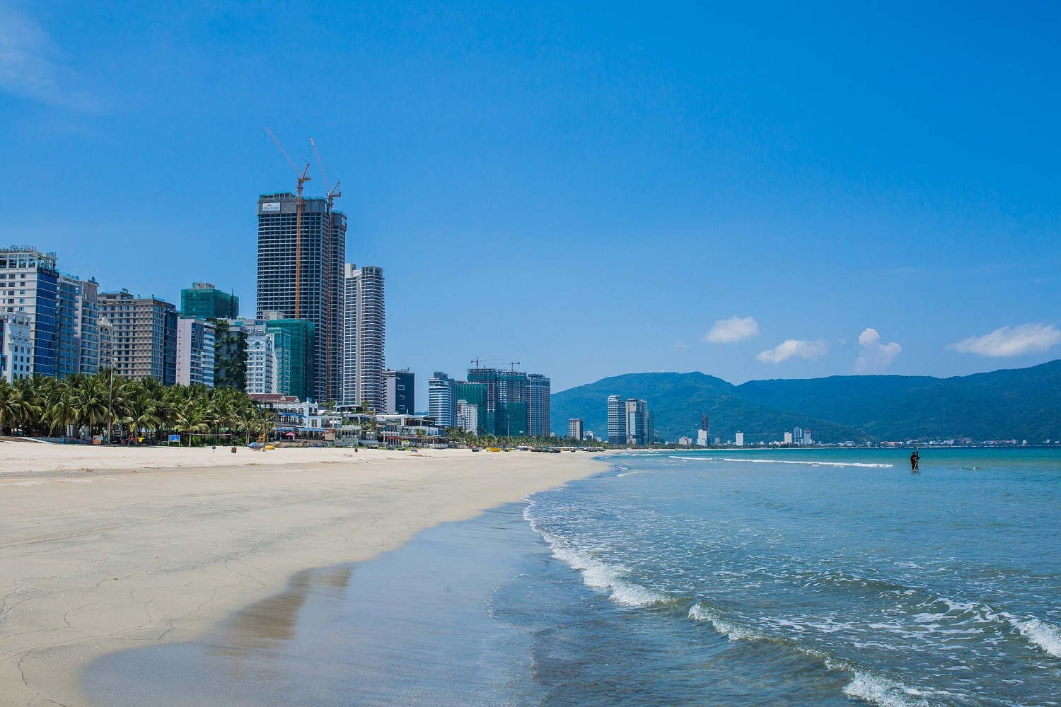 Đà Nẵng là địa điểm lý tưởng cho chuyến du lịch và nghỉ dưỡng dài ngày. (Nguồn: Sưu tầm)