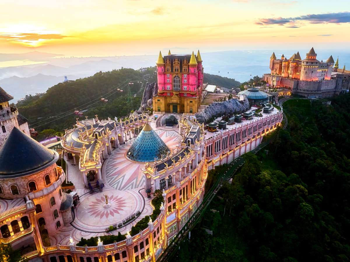Quảng trường Nhật Thực tại Sun World Ba Na Hills