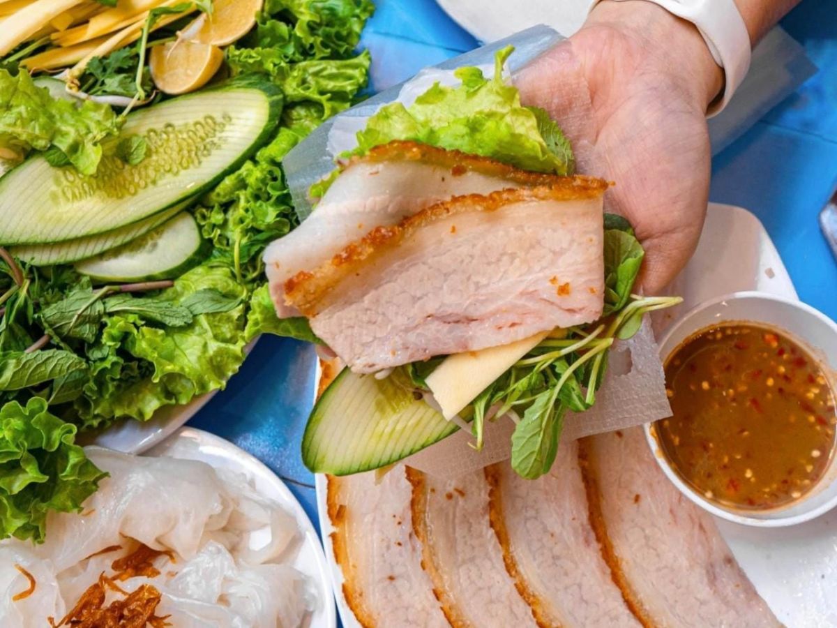 Bánh tráng cuốn thịt heo với mắm nêm đậm đà Bánh tráng cuốn thịt heo với mắm nêm đậm đà