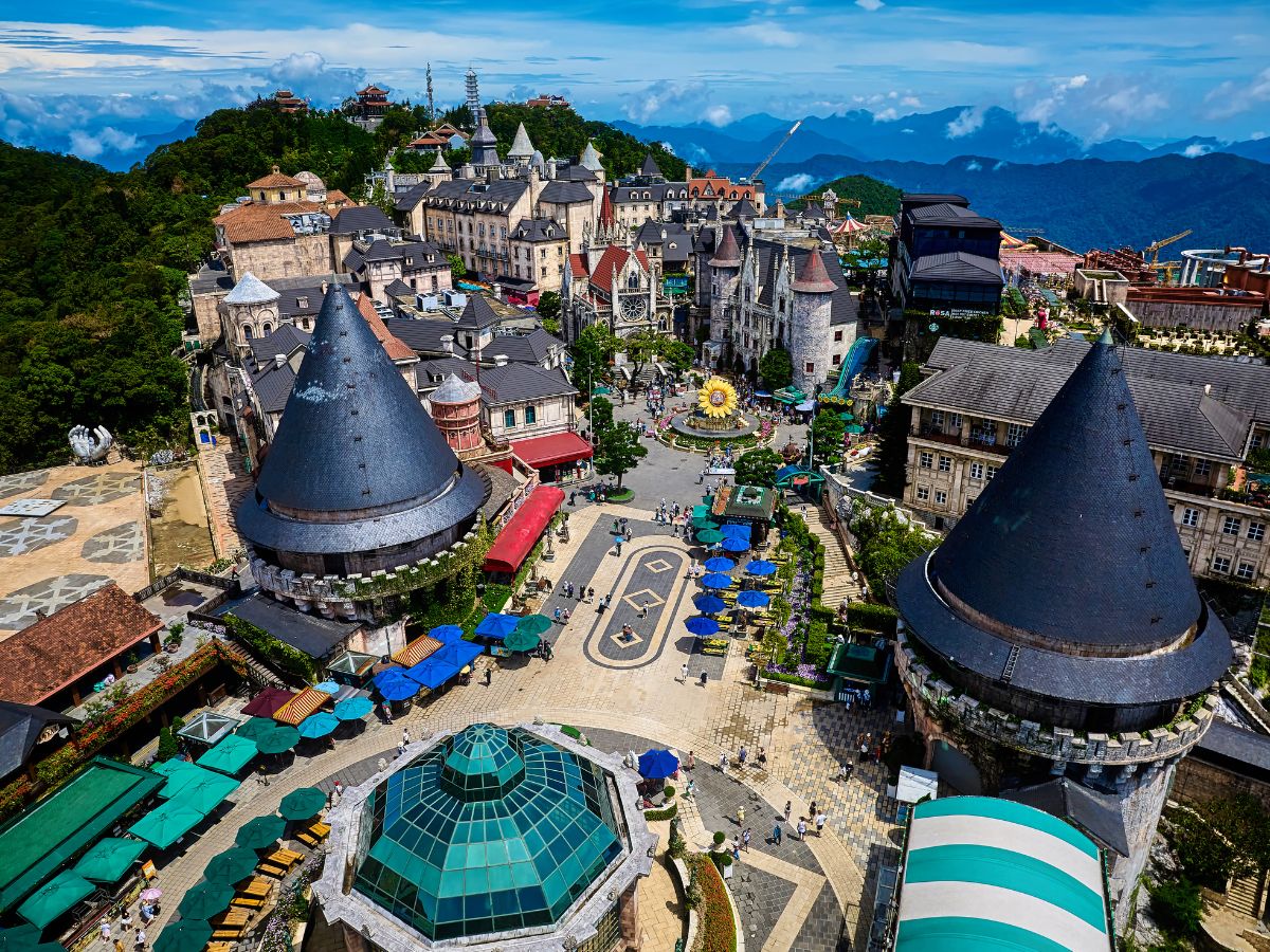 Sun World Ba Na Hills là điểm đến mang lại cho du khách nhiều trải nghiệm thú vị ở Đà Nẵng Sun World Ba Na Hills là điểm đến mang lại cho du khách nhiều trải nghiệm thú vị ở Đà Nẵng