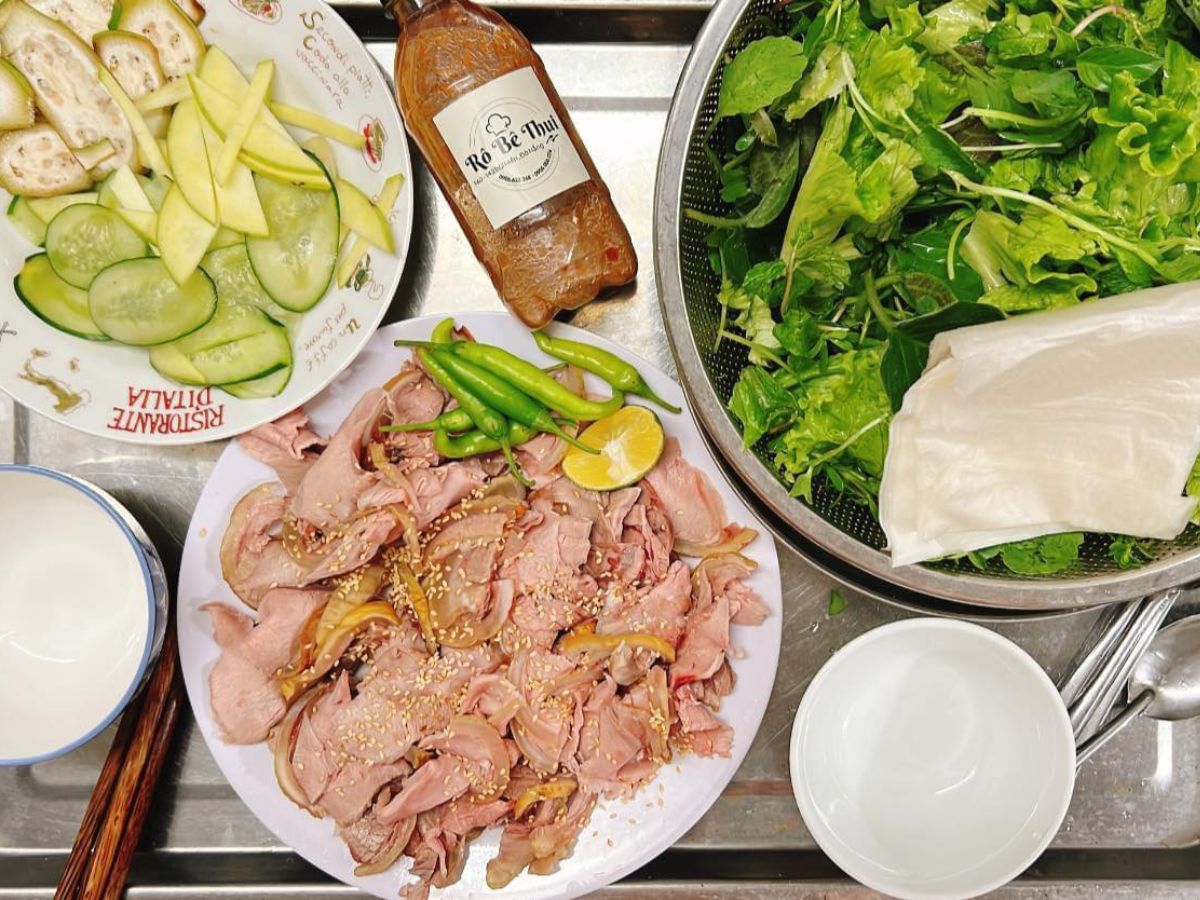 Bê thui Quán Rô là địa chỉ thưởng thức bê thui Cầu Mống ngon, giá hợp lý ở Đà Nẵng Bê thui Quán Rô là địa chỉ thưởng thức bê thui Cầu Mống ngon, giá hợp lý ở Đà Nẵng