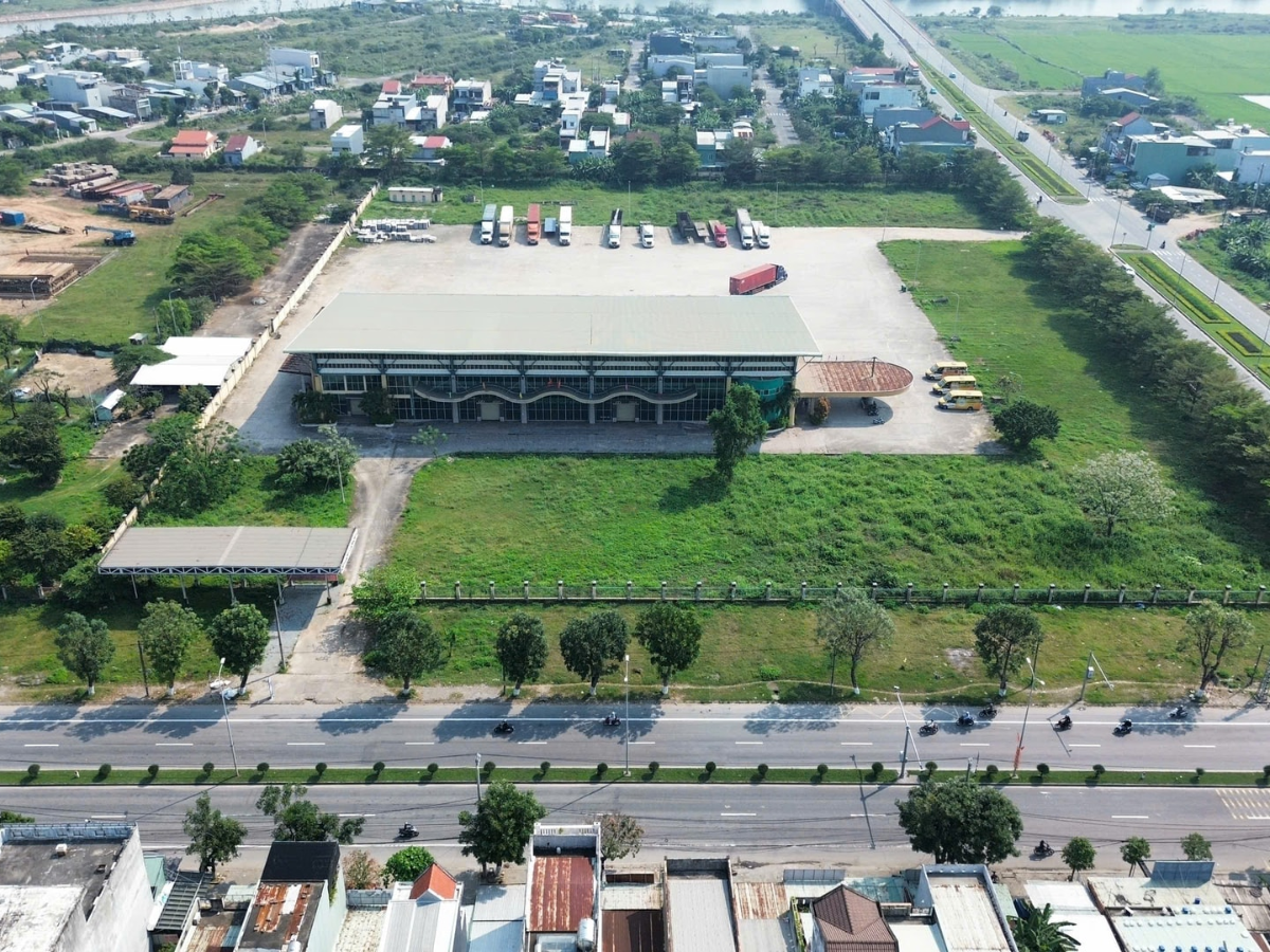 Toàn cảnh bến xe phía Nam Đà Nẵng Toàn cảnh bến xe phía Nam Đà Nẵng