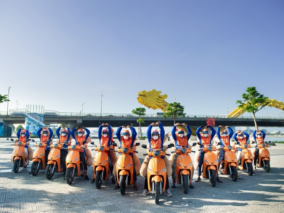 Xe ôm phù hợp khi bạn đi một mình, mang hành lý nhỏ gọn và muốn tiết kiệm chi phí Xe ôm phù hợp khi bạn đi một mình, mang hành lý nhỏ gọn và muốn tiết kiệm chi phí