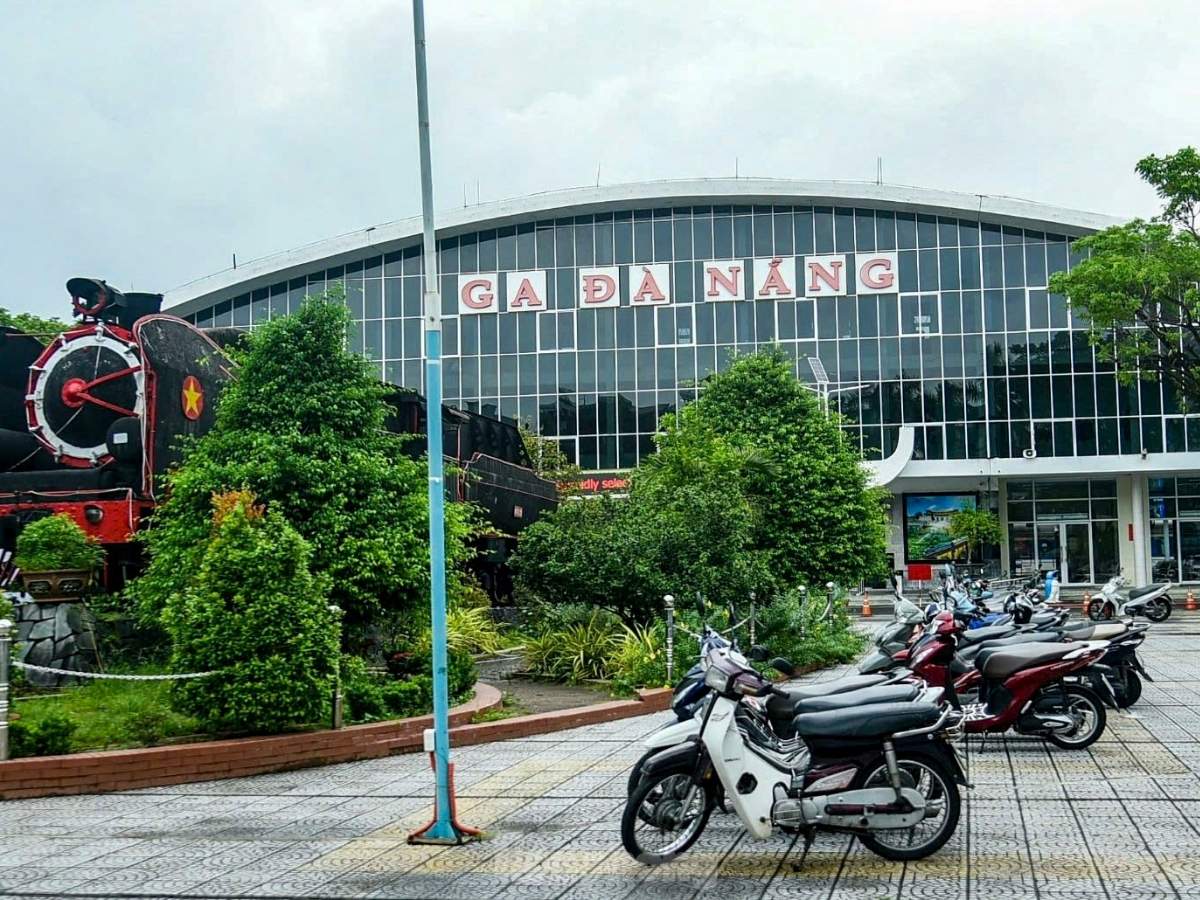 Ga Đà Nẵng là địa điểm kết nối các khu vực trọng yếu trong thành phố Ga Đà Nẵng là địa điểm kết nối các khu vực trọng yếu trong thành phố