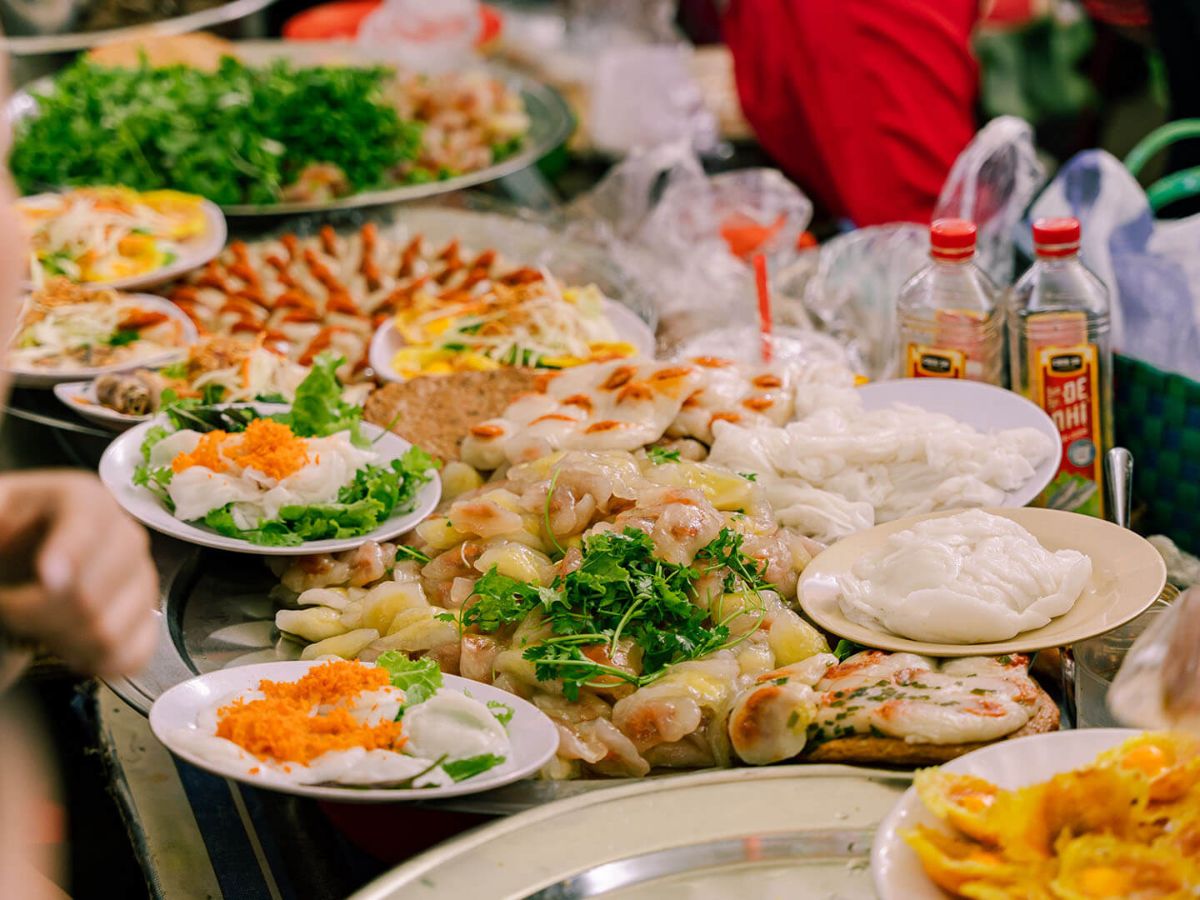 Chợ Cồn Đà Nẵng có rất nhiều món ăn ngon hấp dẫn du khách