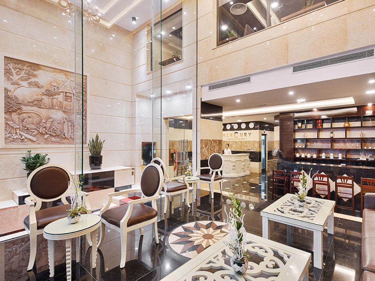 Không gian tiếp đón khách sang trọng tại Mercury Boutique Hotel Danang