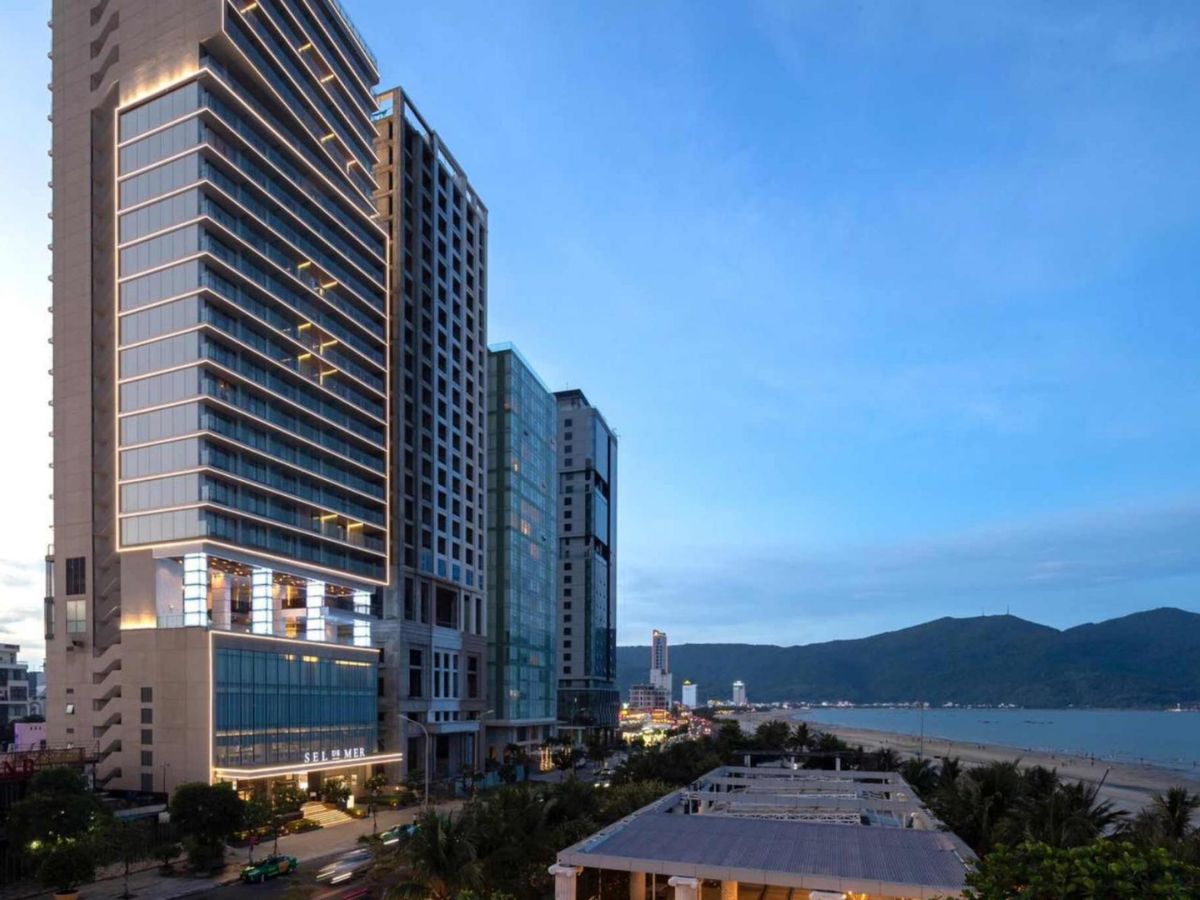 Đà Nẵng là điểm du lịch hấp dẫn với hệ thống khách sạn phát triển mạnh mẽ