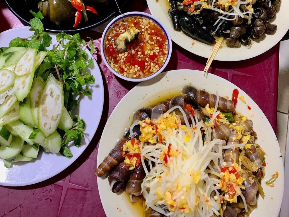 Ốc hút Đà Nẵng ngon với sự kết hợp của nhiều nguyên liệu