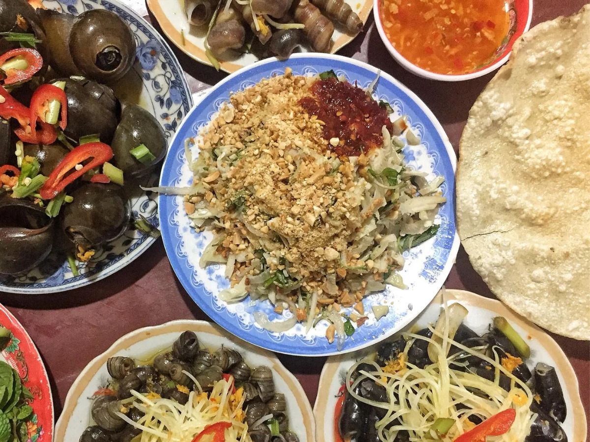 Mít trộn là một trong những món ăn bình dân nổi tiếng ở Đà Nẵng Mít trộn là một trong những món ăn bình dân nổi tiếng ở Đà Nẵng