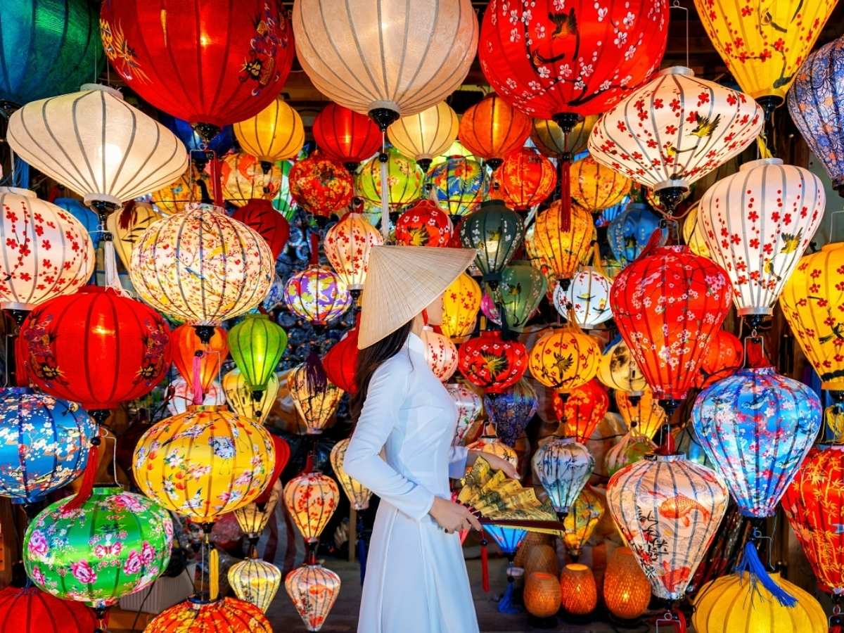 Phố cổ Hội An là di sản văn hóa thế giới, đem lại trải nghiệm du lịch Đà Nẵng tết âm lịch đậm nét lịch sử