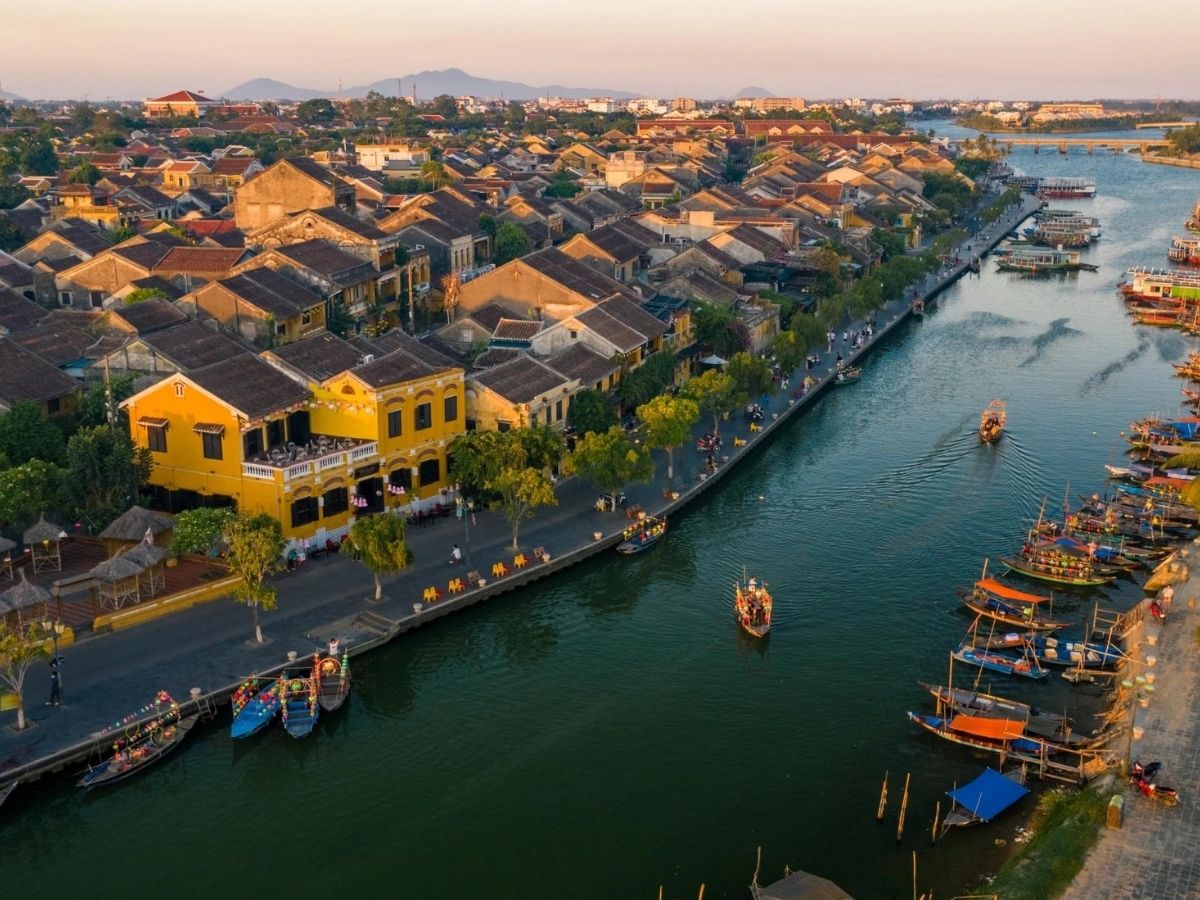 Khu phố cổ được UNESCO công nhận di sản văn hóa thế giới.