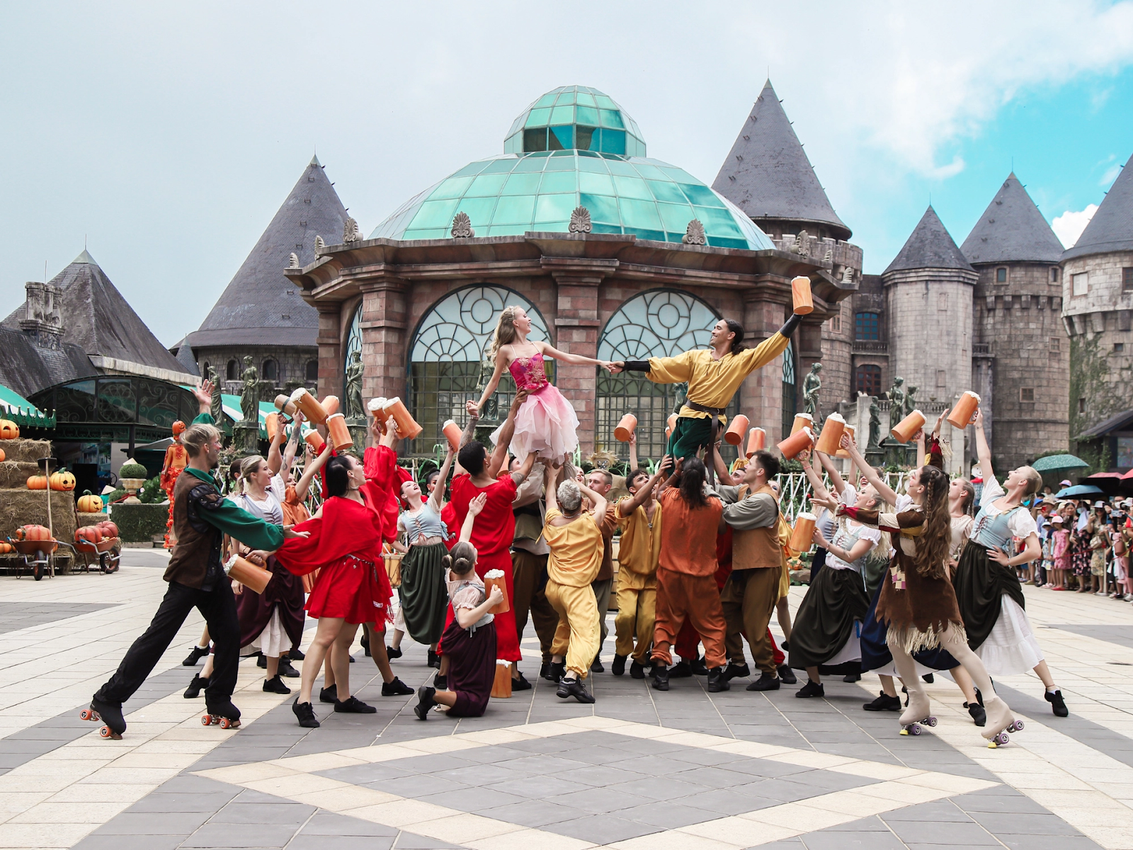 Bà Nà Hills luôn nằm top đầu những điểm đến hot nhất Đà Nẵng