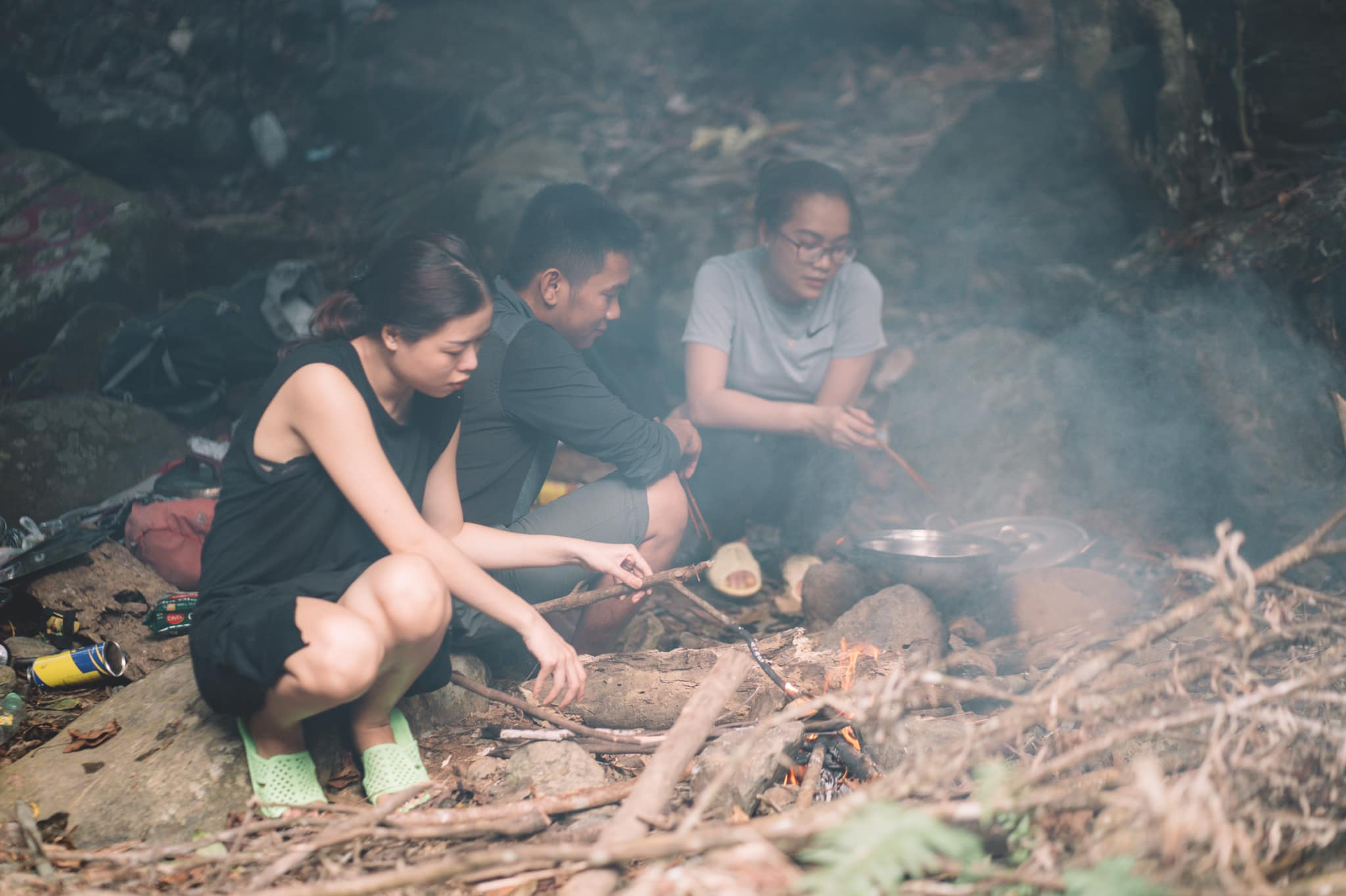 Trải nghiệm cắm trại giữa rừng nguyên sinh là trải nghiệm độc đáo thu hút du khách. 