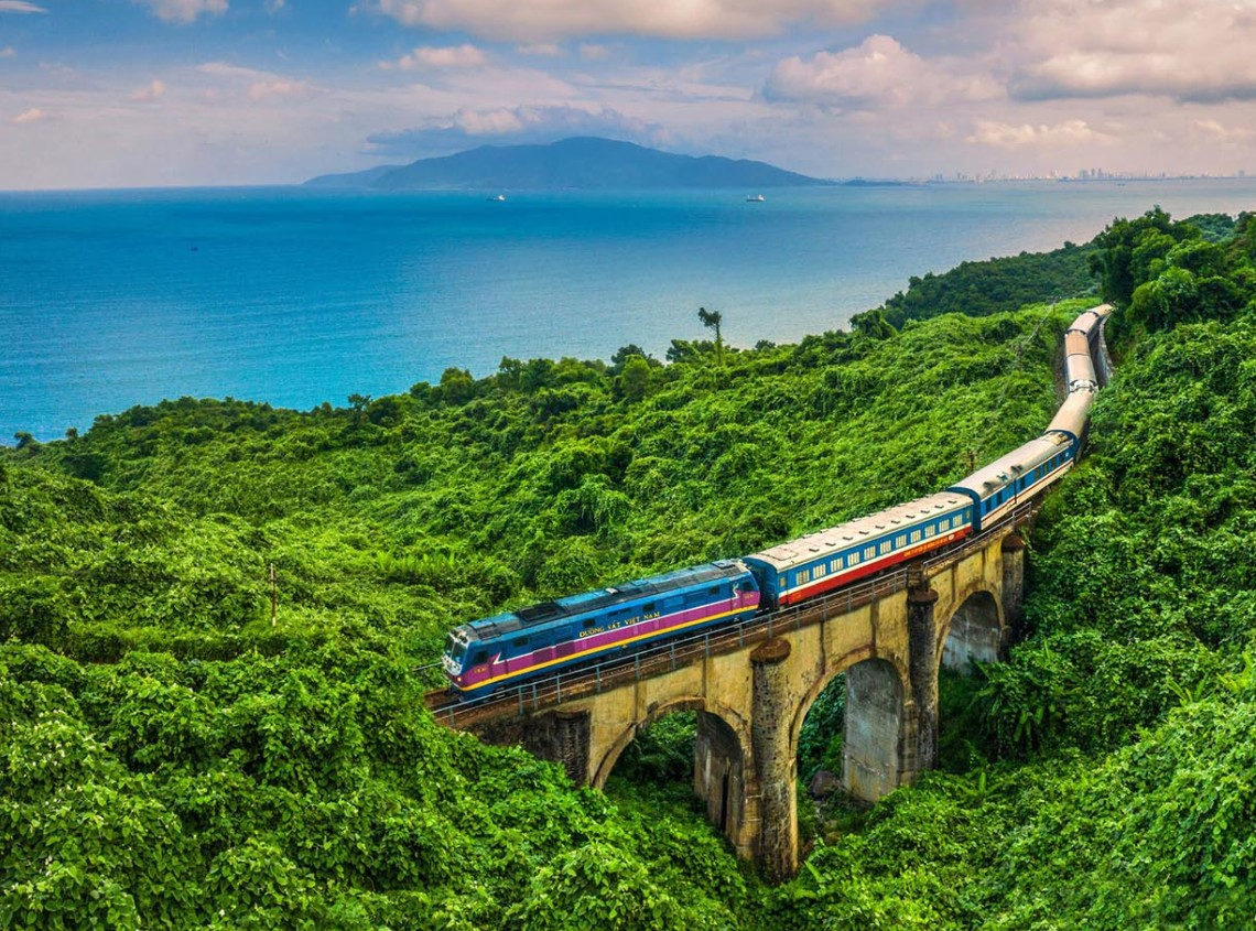 Vẻ đẹp thiên nhiên nên thơ, bát ngát gây ấn tượng mạnh với du khách ghé thăm Làng Vân Đà Nẵng.