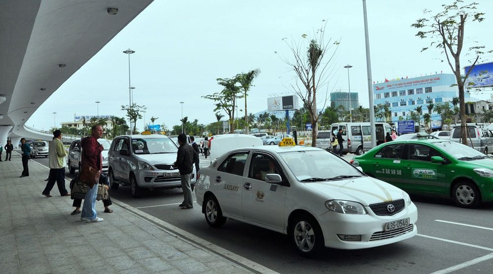 Du khách có thể dễ dàng di chuyển từ Đà Nẵng tới Hội An bằng taxi.
