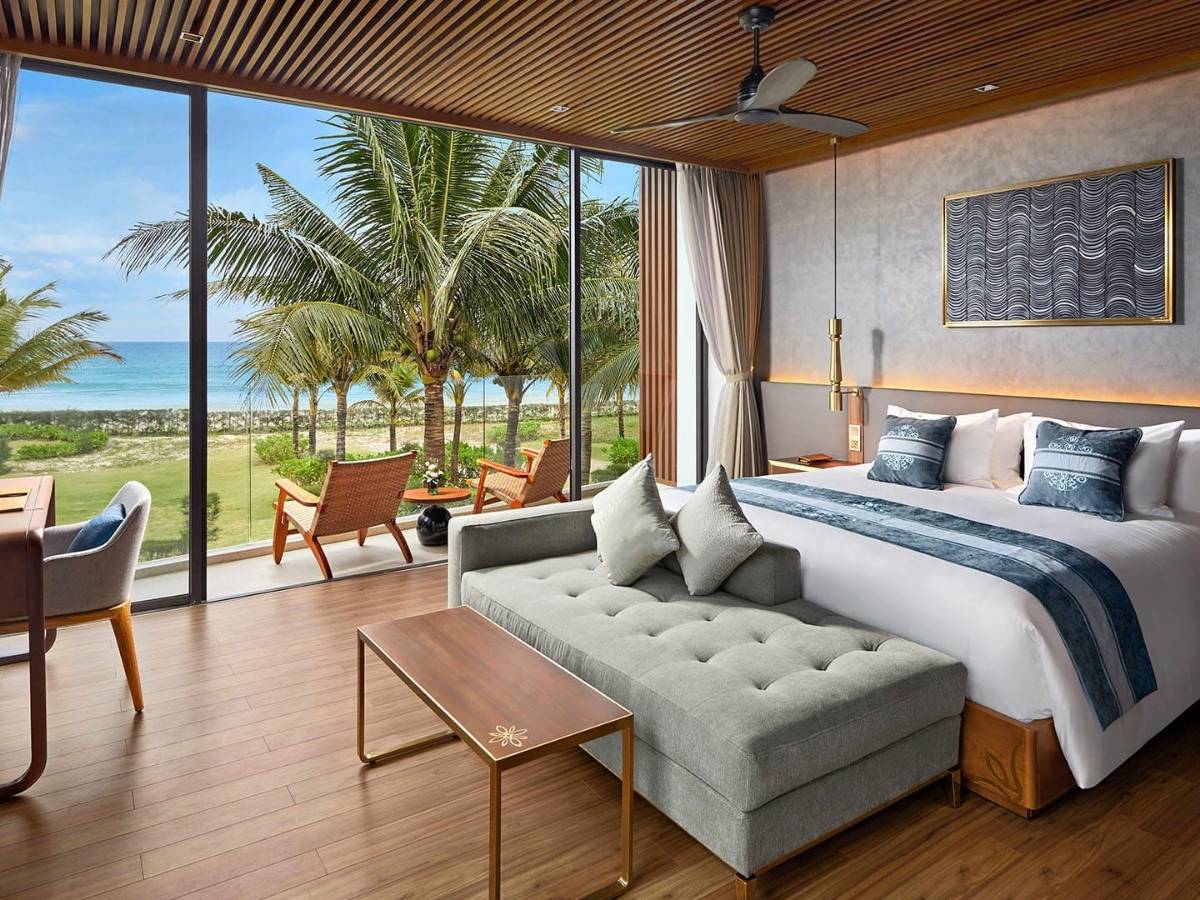 Là một trong những resort Hội An mới gần bãi biển g yên tĩnh, Wyndham Hoi An Royal Beachfront gây ấn tượng.