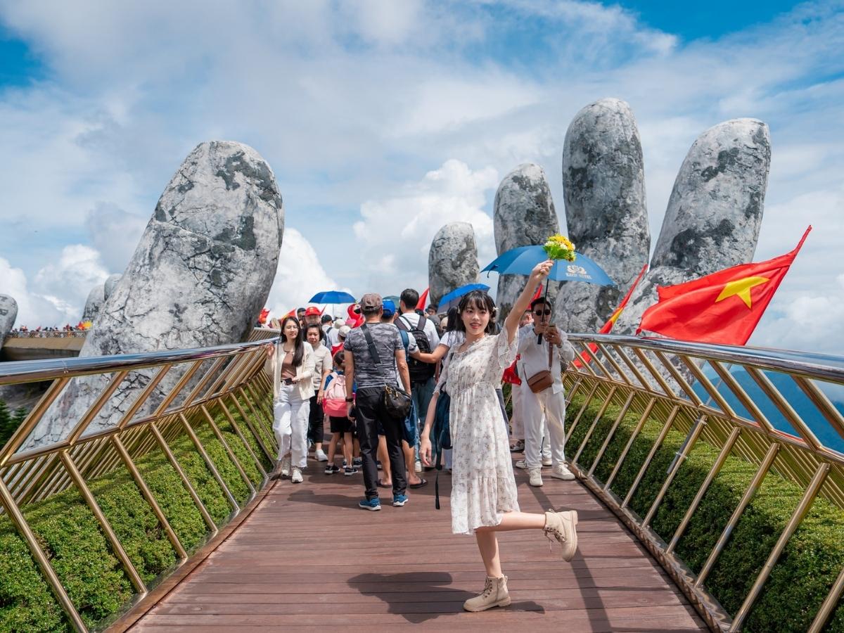 Khi kết hợp Sun World Ba Na Hills trong hành trình du lịch Đà Nẵng Cù Lao Chàm, du khách sẽ có cơ hội trải nghiệm sự đa dạng.