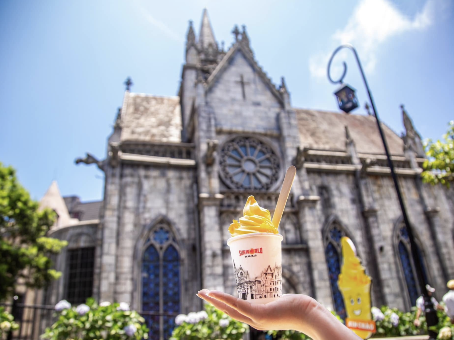 Kem xoài tại Mango Holic mang đến một điểm chạm đầy tươi mới và sảng khoái.